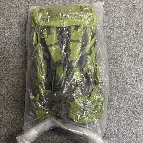 Osprey Aether 65L Men's Garlic Mustard Green S/M NEW! - Picture 4 of 4